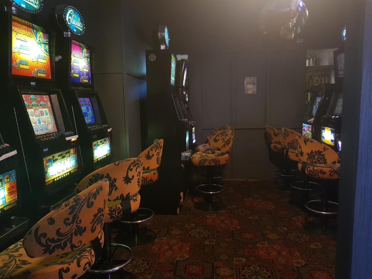 Hotel Kerwick Redbank Esterno foto